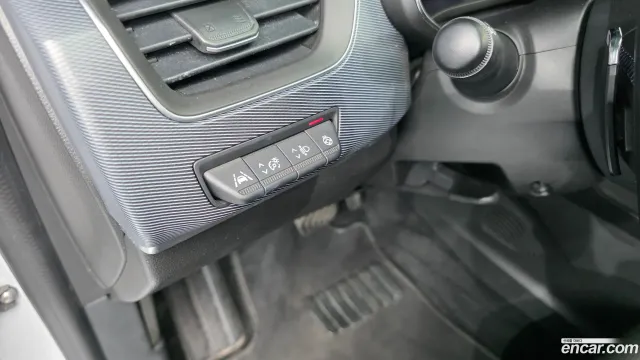 Renault XM3