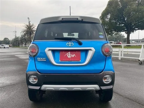 Toyota Pixis Joy