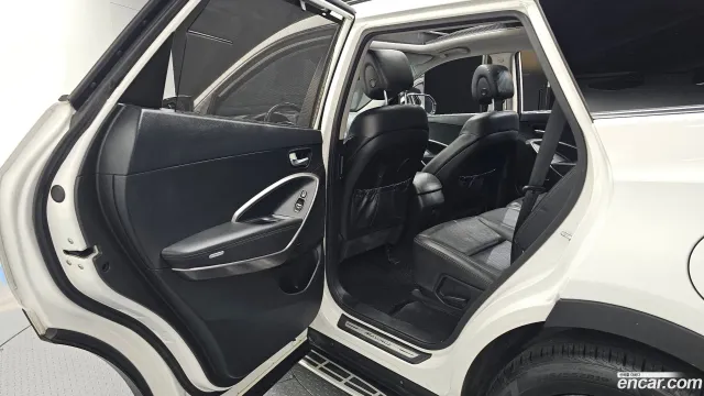 Hyundai Grand Santa Fe (Maxcruz)
