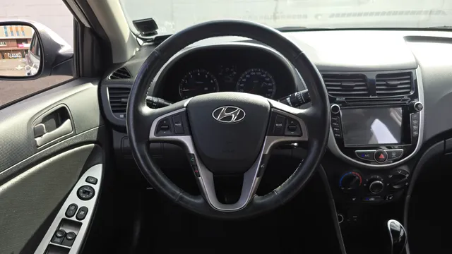 Hyundai Accent