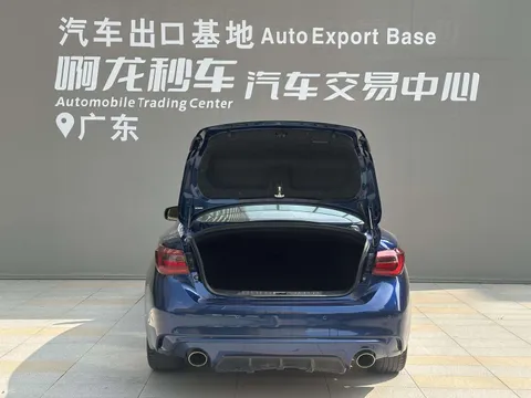 Infiniti Q50L