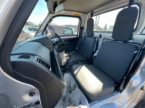 Subaru Sambar Truck