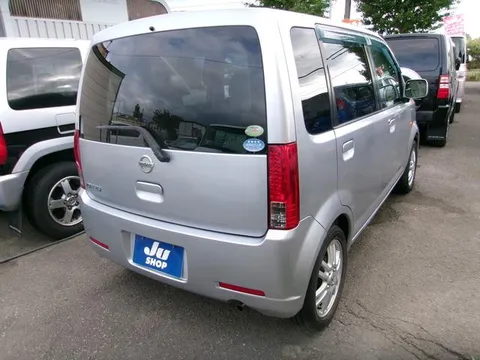 Nissan Otti