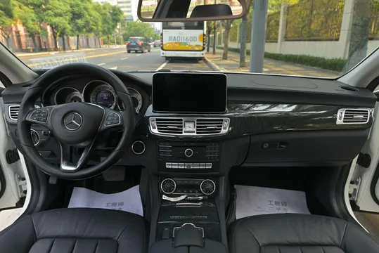 Mercedes-Benz Mercedes-Benz CLS