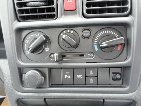 Nissan Clipper Truck