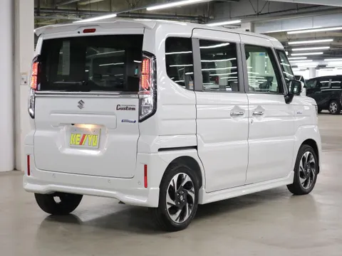 Suzuki Spacia Custom
