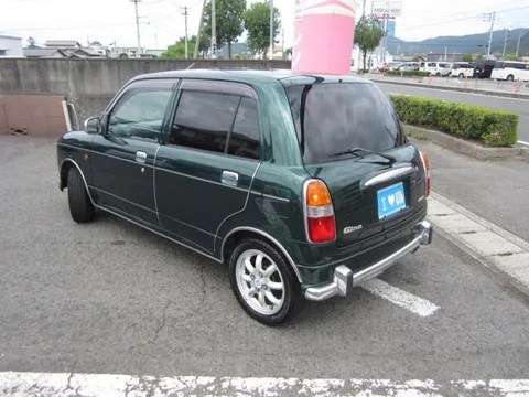 Daihatsu Mira Gino