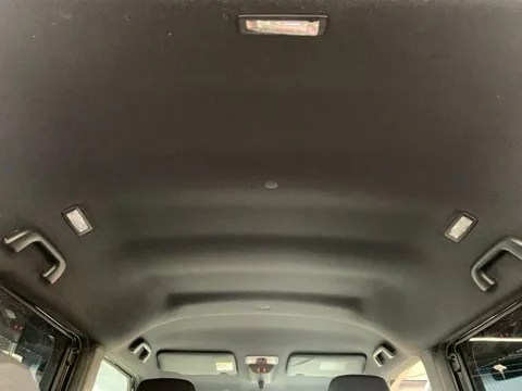 Toyota Pixis Mega