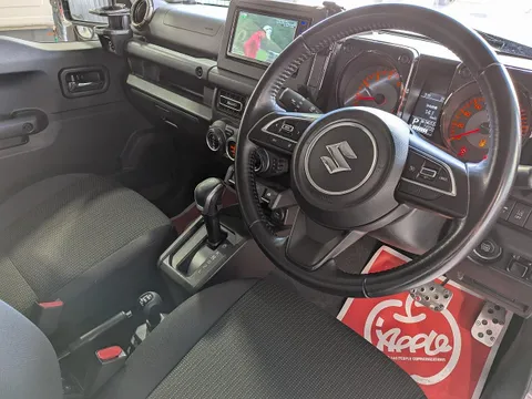 Suzuki Jimny Sierra