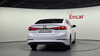 Hyundai Elantra (Avante)