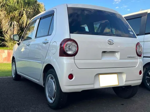 Daihatsu Mira Tocot