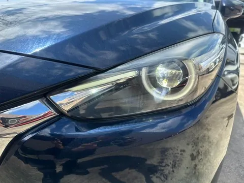 Mazda Axela Sport