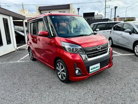 Nissan Dayz Roox