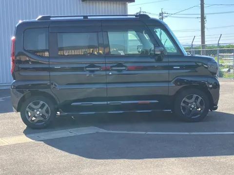 Suzuki Spacia Gear