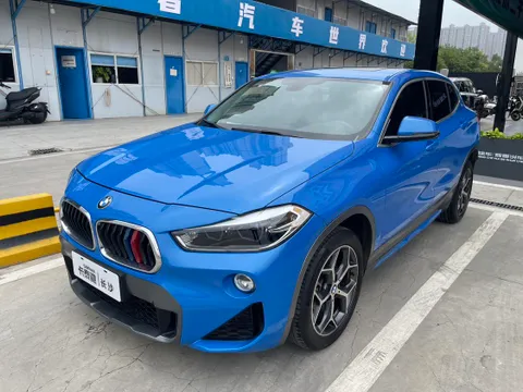 BMW X2