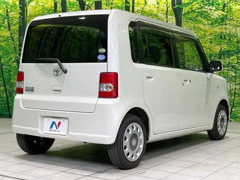 Toyota Pixis Space