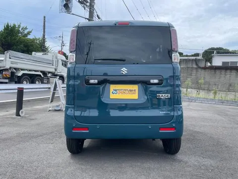Suzuki Spacia Base