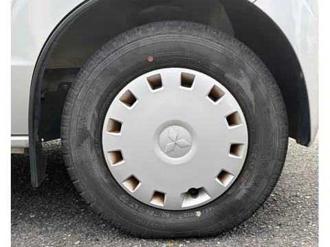 Mitsubishi Minicab Van