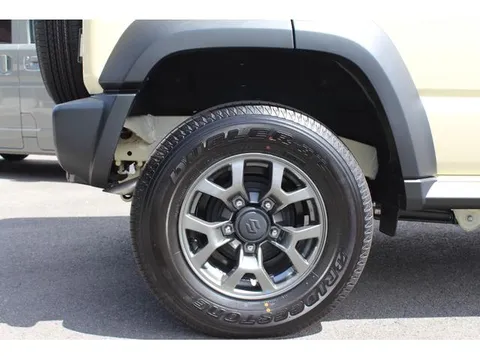 Suzuki Jimny Nomade