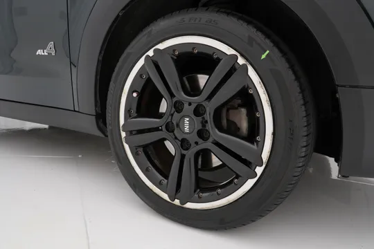 MINI Paceman