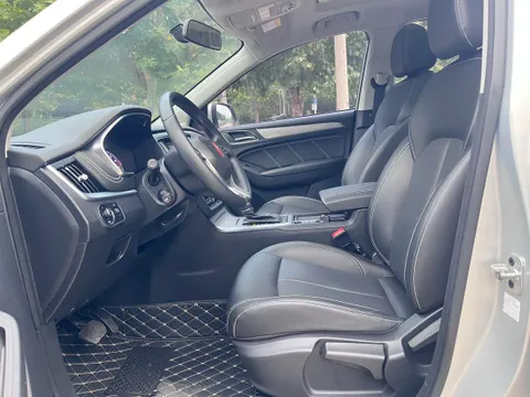 Roewe RX5
