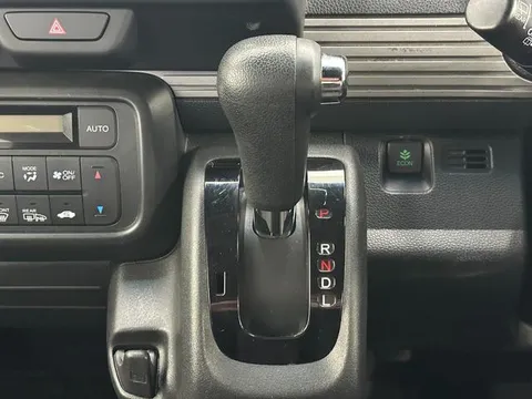 Honda N-VAN Plus Style