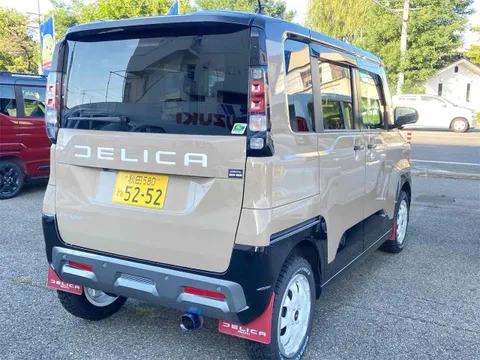 Mitsubishi Delica Mini