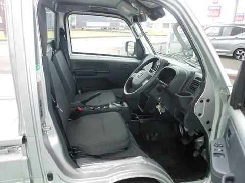Nissan Clipper Truck