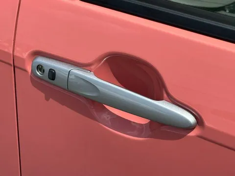 Daihatsu Mira Tocot