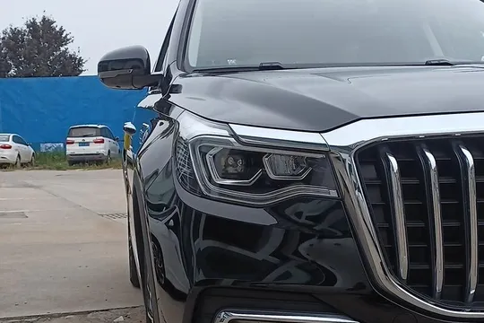 Hongqi HS7