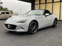 Mazda MX-5 (Roadster)