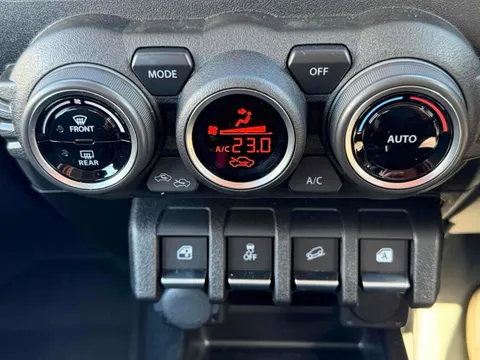 Suzuki Jimny Sierra
