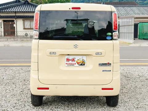 Suzuki Spacia