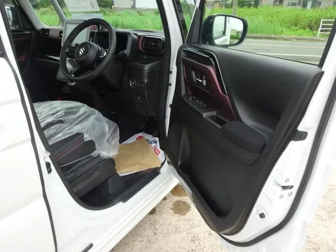 Suzuki Spacia Custom