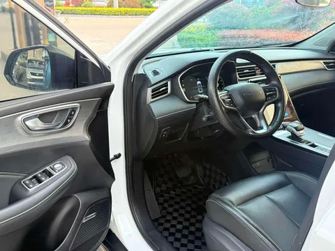 Roewe RX5