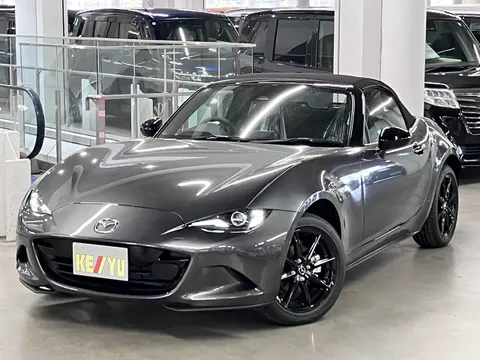 Mazda MX-5 (Roadster)