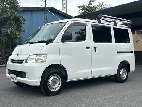 Toyota TownAce Van