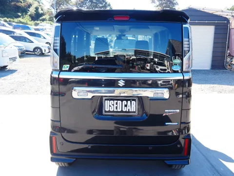 Suzuki Spacia Custom