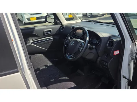 Mitsubishi eK Space Custom