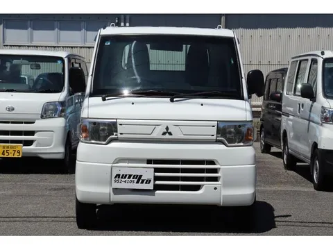 Mitsubishi Minicab Truck