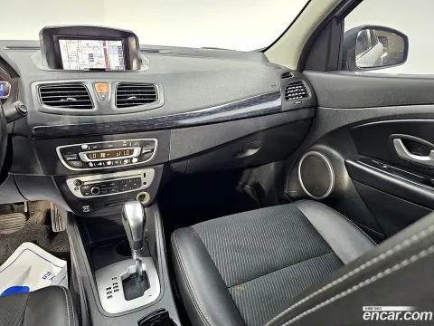 Renault SM3