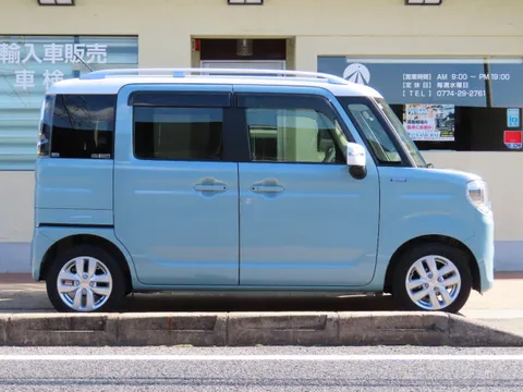 Suzuki Spacia