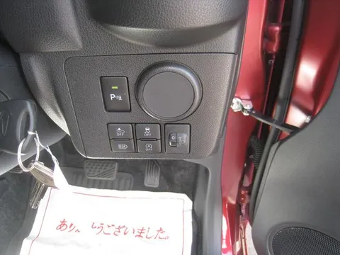 Daihatsu Mira Tocot