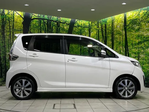 Mitsubishi eK Custom