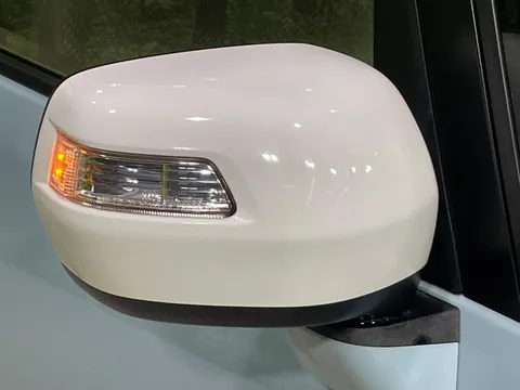 Honda N-BOX Slash