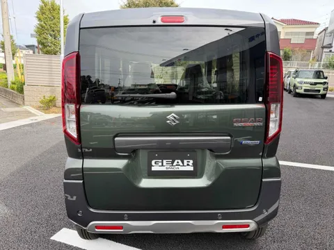 Suzuki Spacia