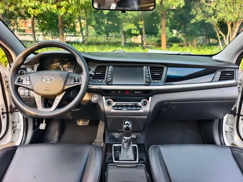 Hyundai Mistra