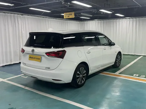 Buick GL6