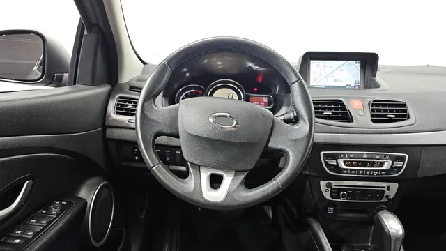 Renault SM3