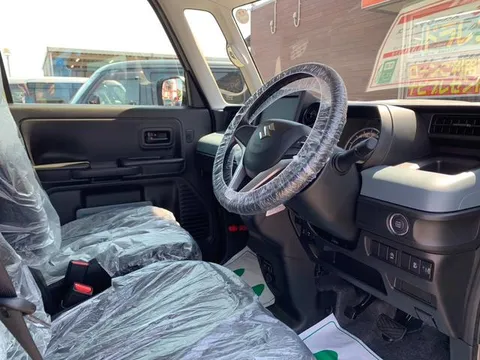 Suzuki Spacia Base